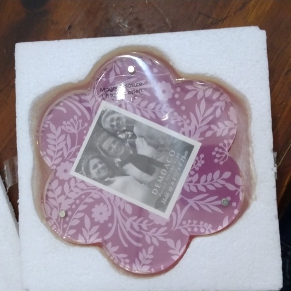 Fuchsia Floral Flower Frame - Picture 4 of 5